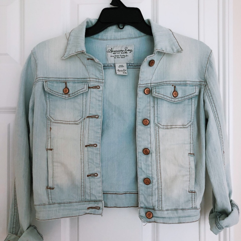 Girl Youth American Eagle jean jacket!